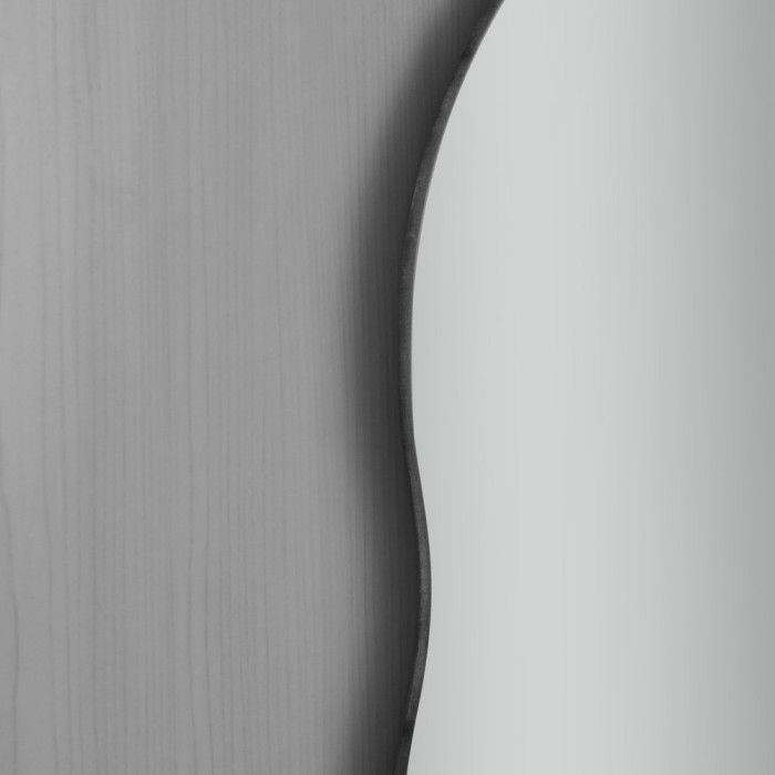 Дзеркало настінне Zerix MIRRA MRZ02-60x85x10 прямокутне з дугоподібним верxом, фігурними боками та полицею (ZX5620)