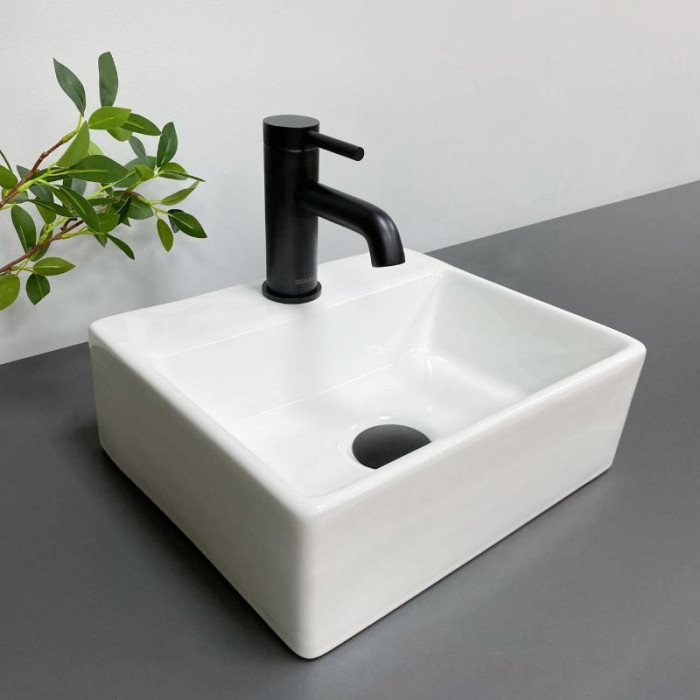 Умивальник (раковина) VBI KOMO WHITE накладний підвісний