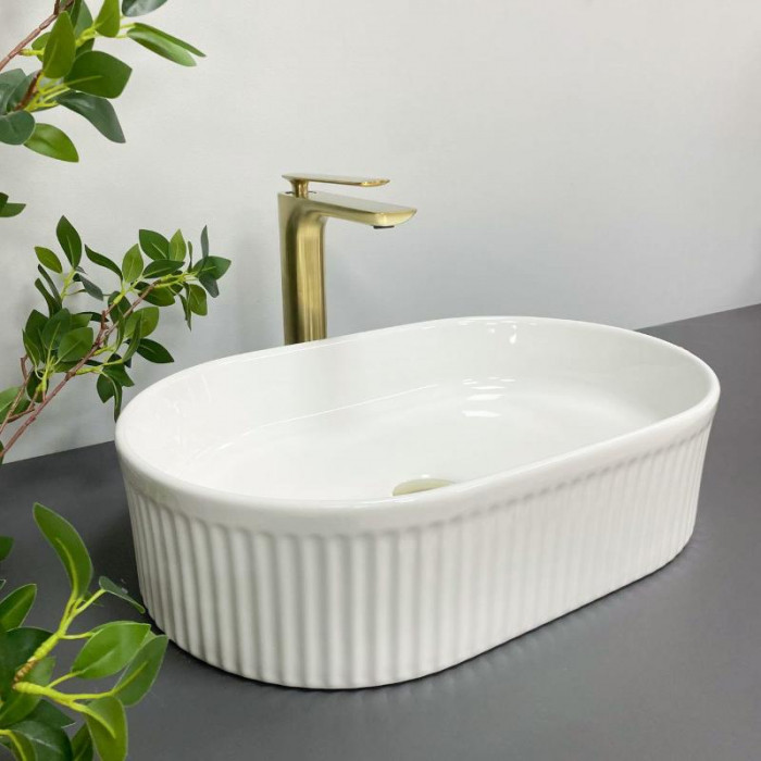 Умивальник (раковина) VBI BIELLA WHITE накладний