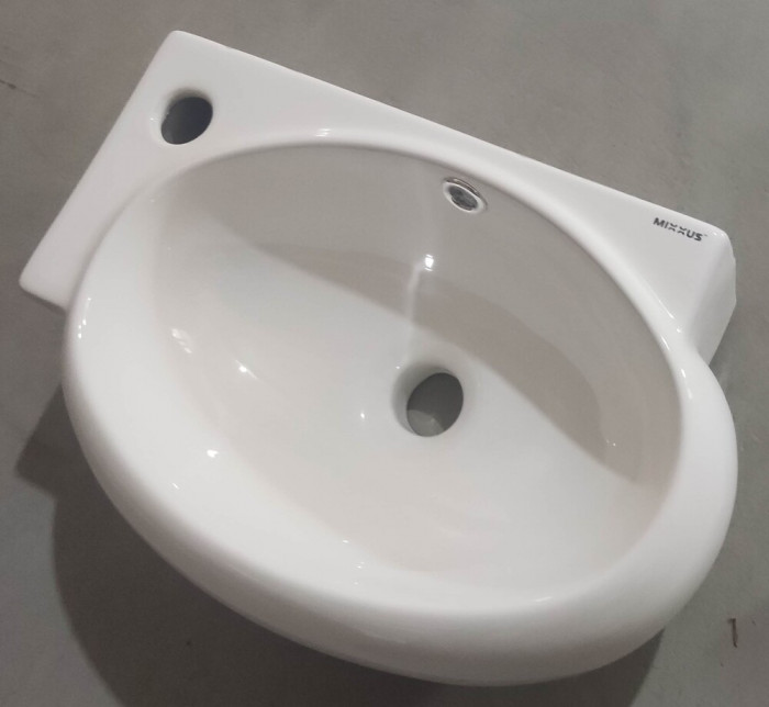 Раковина підвісна Mixxus Premium DIVERSE-1201-R 400х215х140mm з отвором під змішувач та переливом (MP6506)