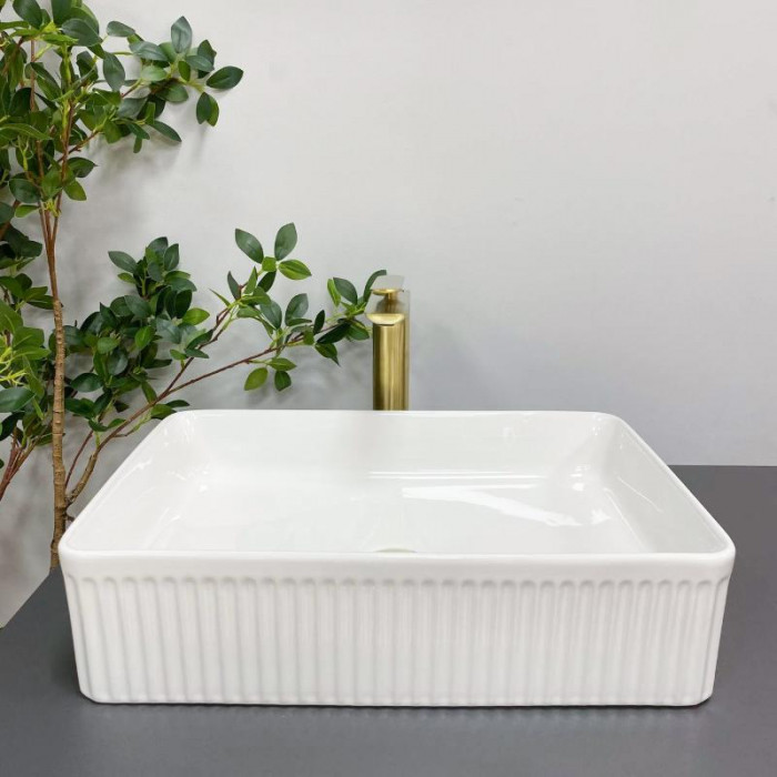 Умивальник (раковина) VBI BRESCIA WHITE накладний