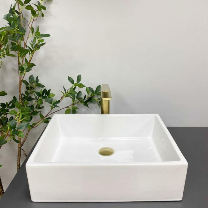 Умивальник (раковина) VBI NORCIA WHITE накладний