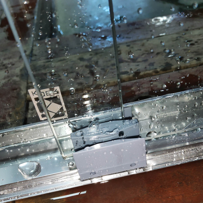 Двері в нішу Koer SR SD03-140x200-TR-01 прозоре скло Easy Clean 8мм, хром (KR5385)