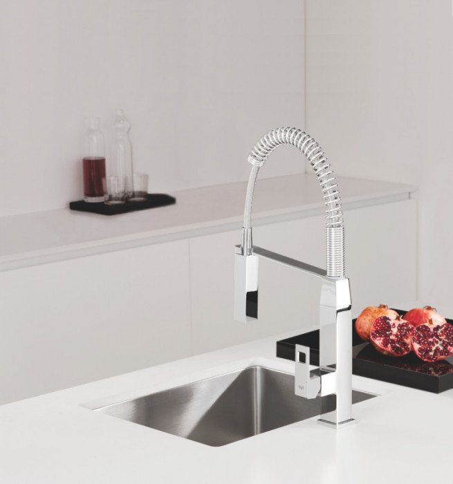 Змішувач для кухні з гнучким виливом Grohe Eurocube (31395000)