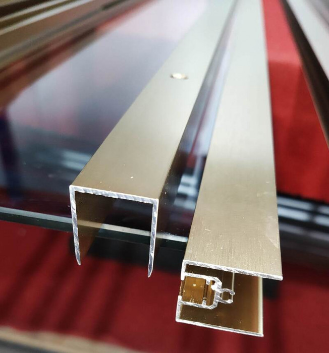 Душова кабіна без піддону Koer SR SC10-90x90x195-TR-12 прозоре скло Easy Clean 6мм, матове золото (KR5943)