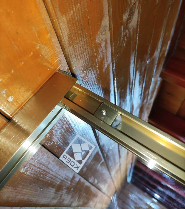 Душова кабіна без піддону Koer SR SC10-90x90x195-TR-12 прозоре скло Easy Clean 6мм, матове золото (KR5943)