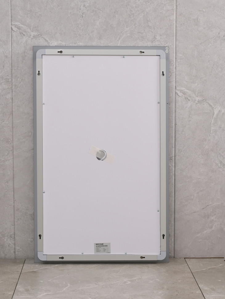 Дзеркало Mixxus HARD MR06-50x80-CASE з Led Touch, Anti-fog, димером, регулятором яскравості, годинником (MI6657)