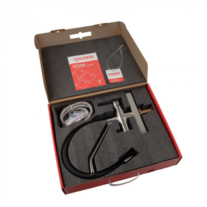 Змішувач для кухні Koer KB-74027-02 з функцією "водоспад" та чорним силіконовим виливом (KR5201)