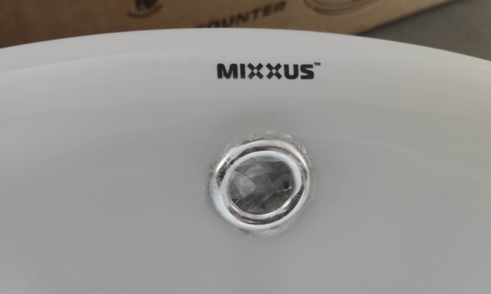 Раковина врізна на стільницю MIXXUS PREMIUM TOPPER-1601 470х470х180mm з переливом (MP6571)