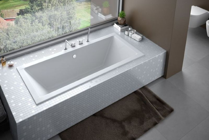 Ванна акрилова QUADRO SLIM 170х75 без ніг, БЕЗ отворів під ручки, без ручок