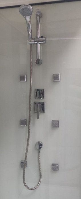 Душовий бокс VERONIS BN-812 лівосторонній 120х80х215