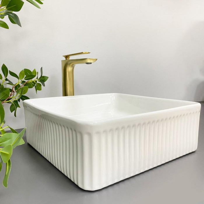 Умивальник (раковина) VBI BOLZANO WHITE накладний