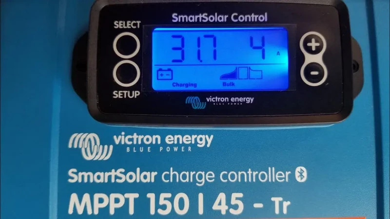 Опциональный дисплей контроллеров Victron Energy SmartSolar (Pluggable Display)